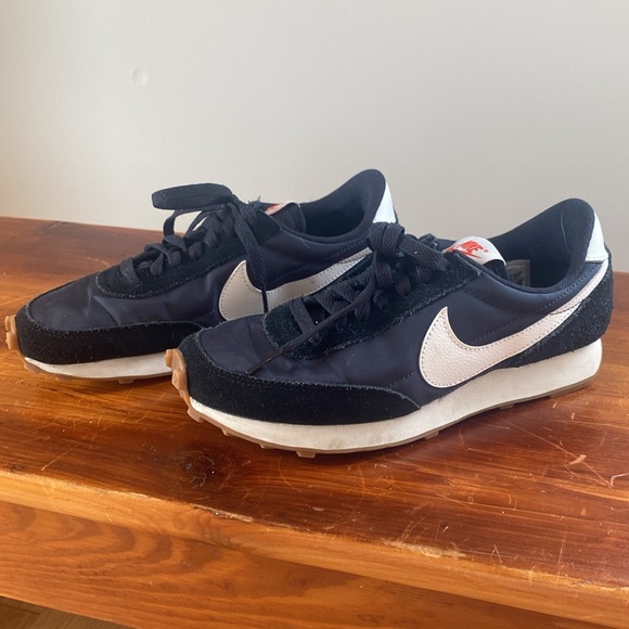 Nike Daybreak sneakers in black - Picture 6 of 7